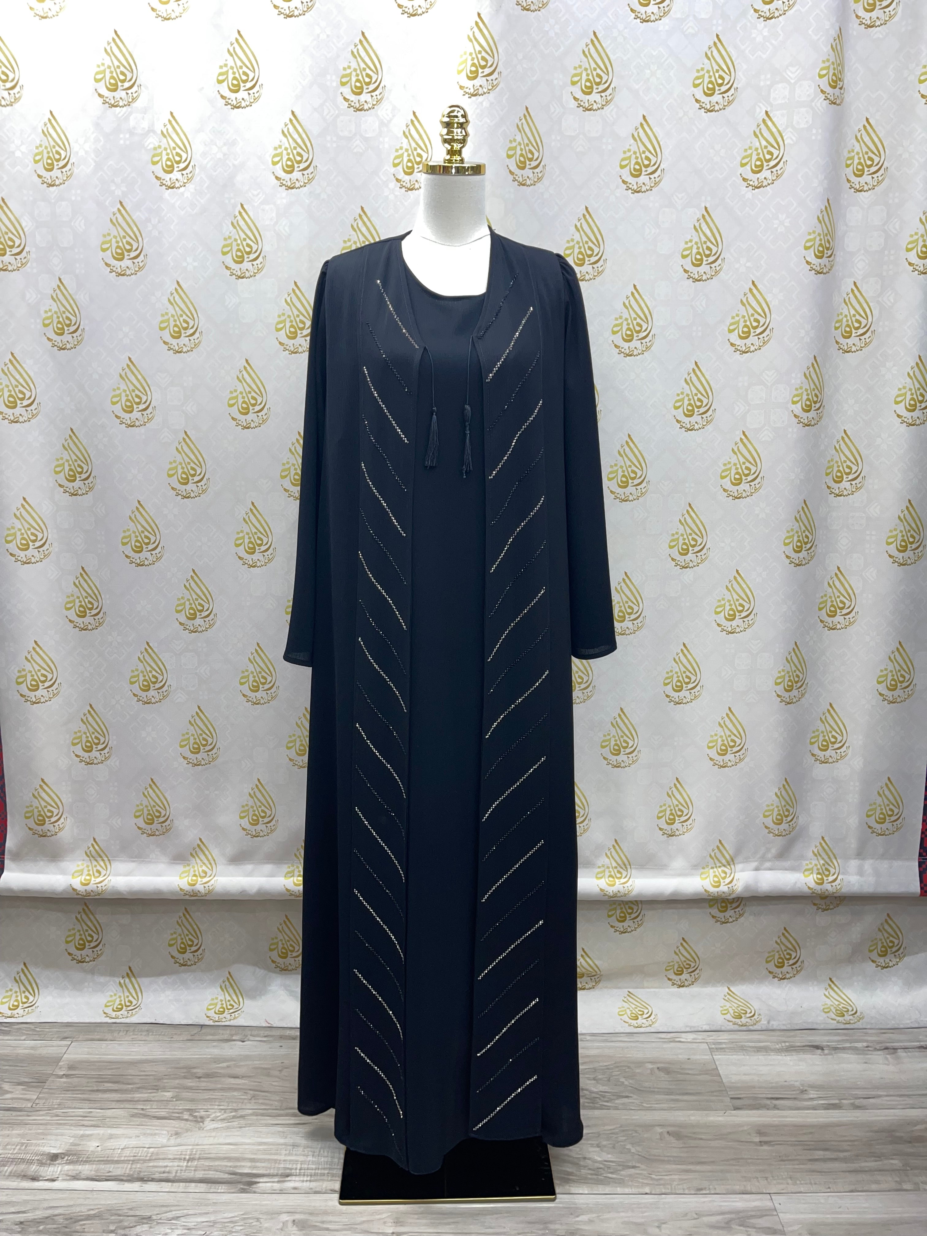 Black Abaya 2PC with Strass: Elegance and Glamour in Every Detail