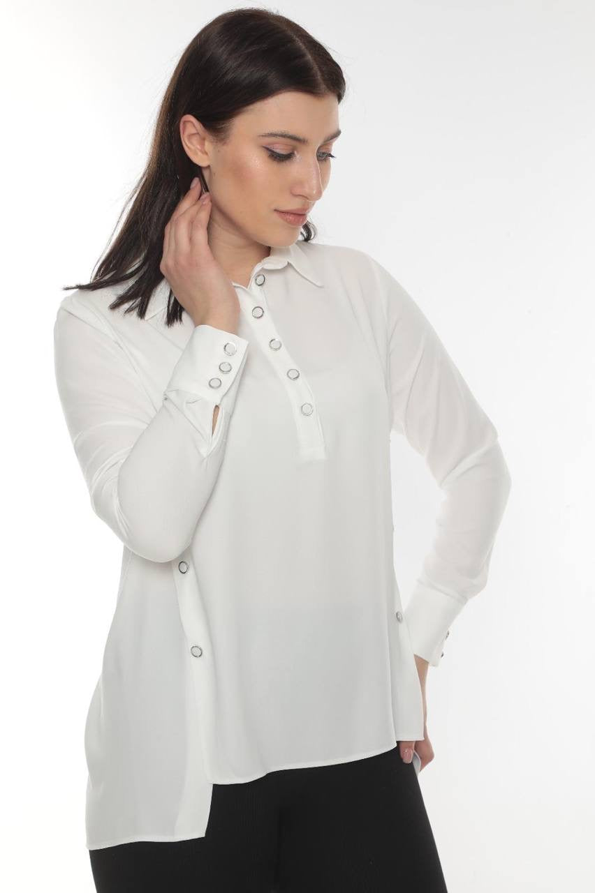 Chic Blouse – Versatile and Effortlessly Stylish Wardrobe Essential