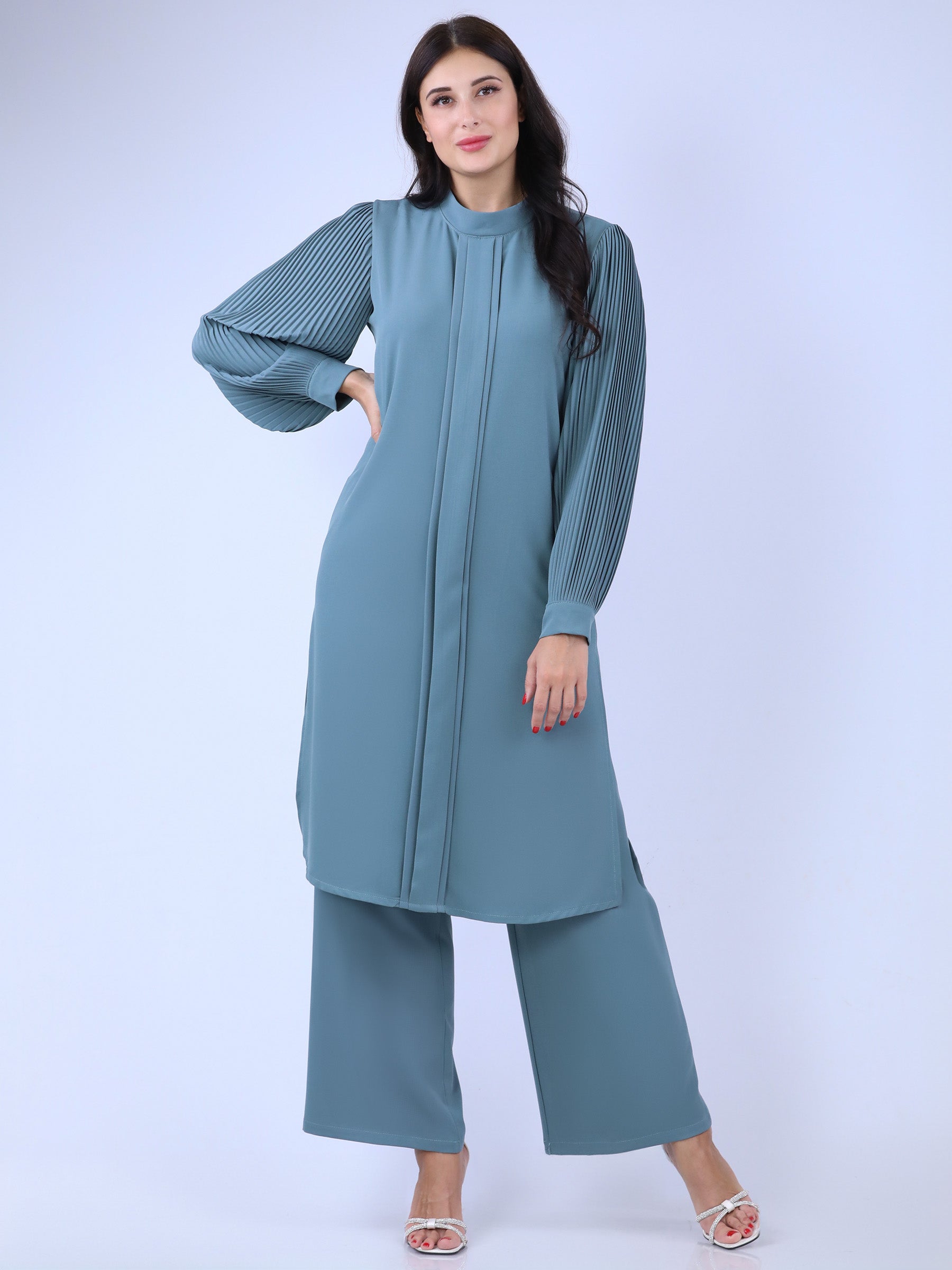 Unique Drop Shirt & Wide Leg Pant Set: Stylish Comfort and Sophistication