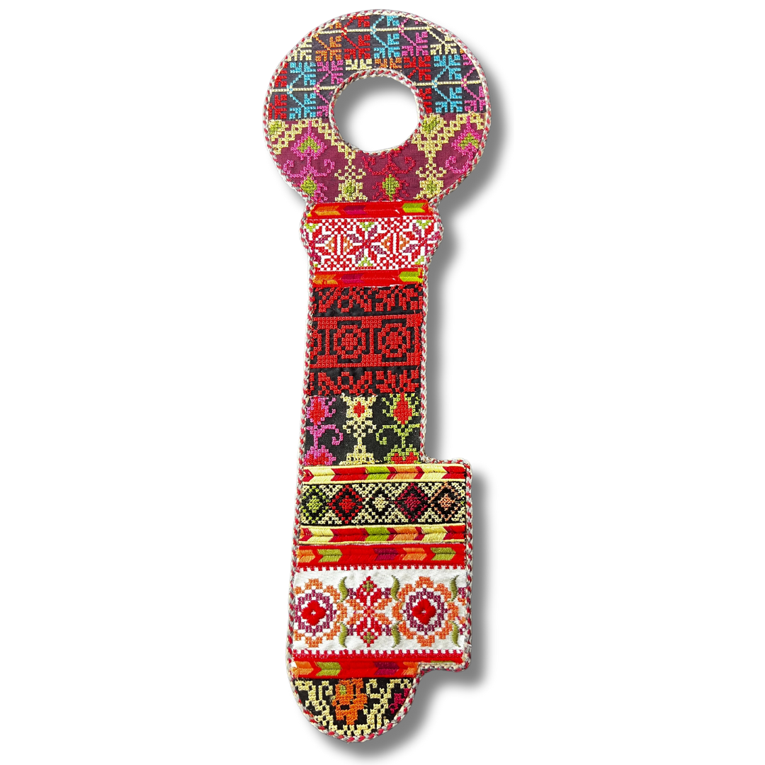 Key-Shaped Tatreez Design Home Decor – High-Quality Cultural Elegance