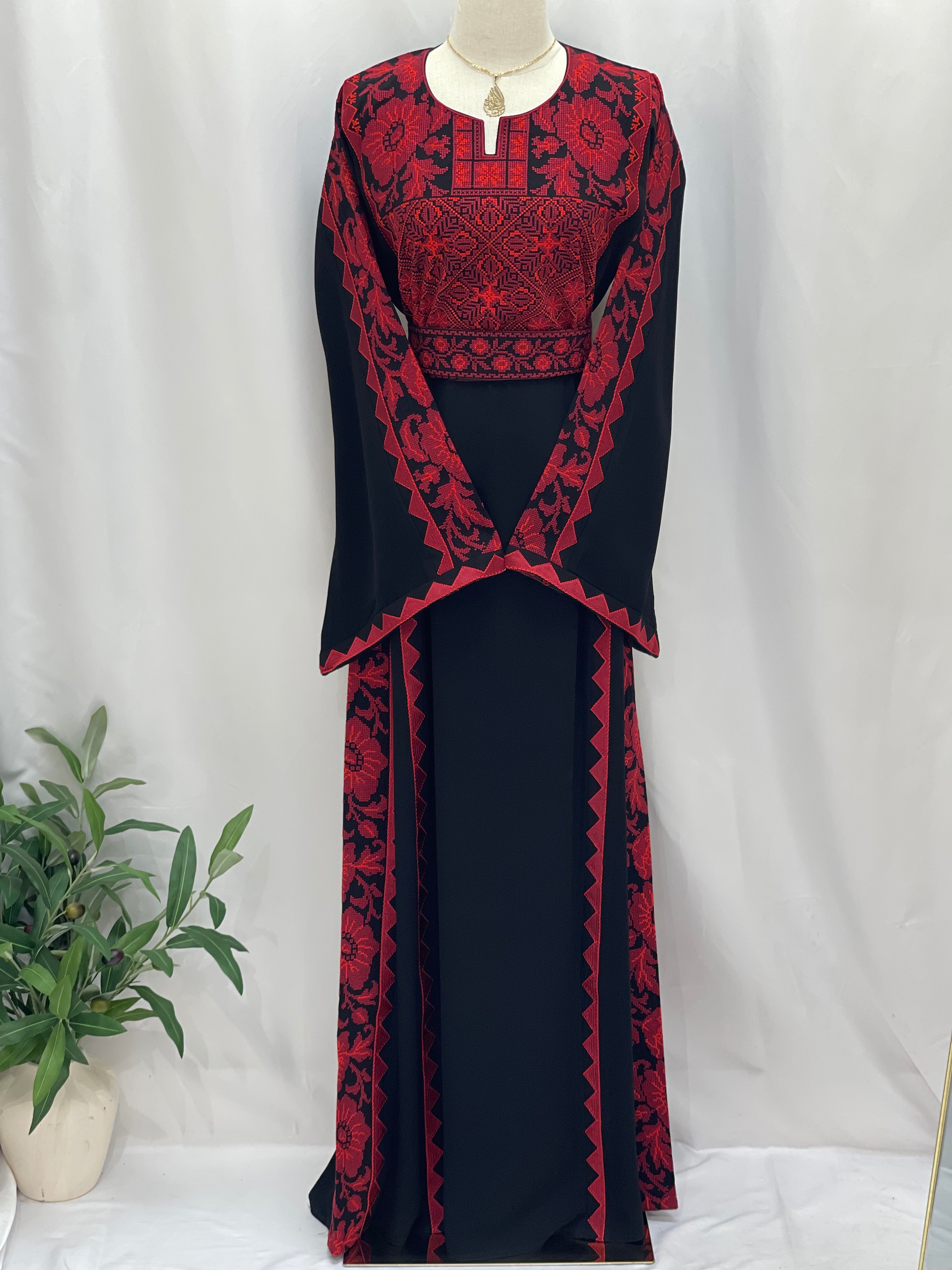 Modern Style Embroidered Thoub