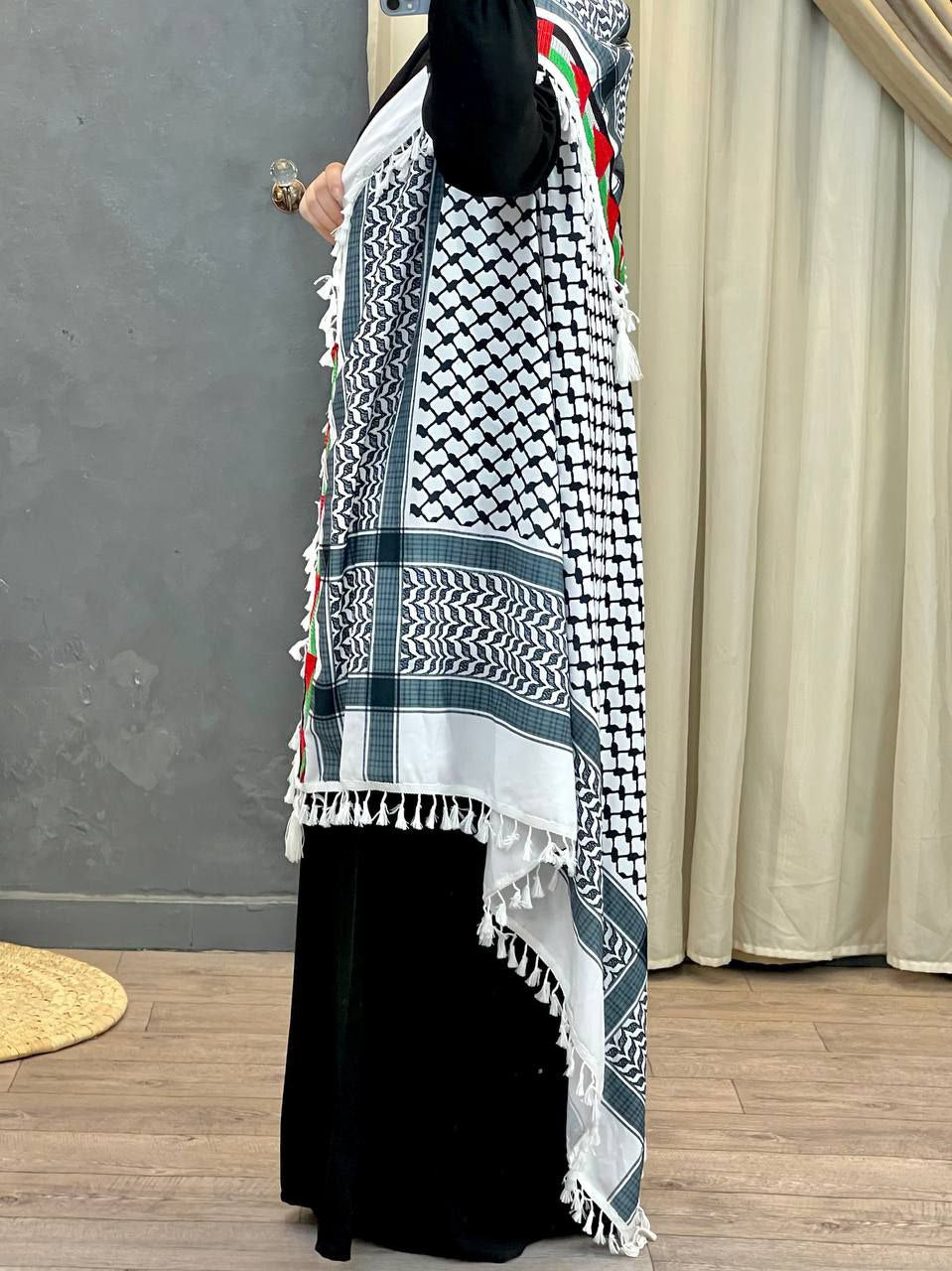 Kuffiyeh With Falsteen Flag Embroidery Cape