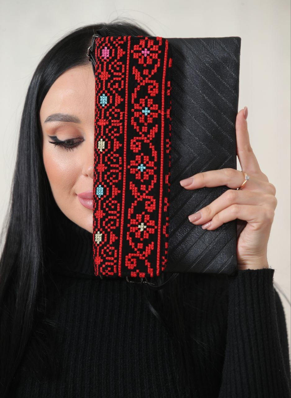 Unique Embroidered Clutch Purse – Elegance and Individuality in One