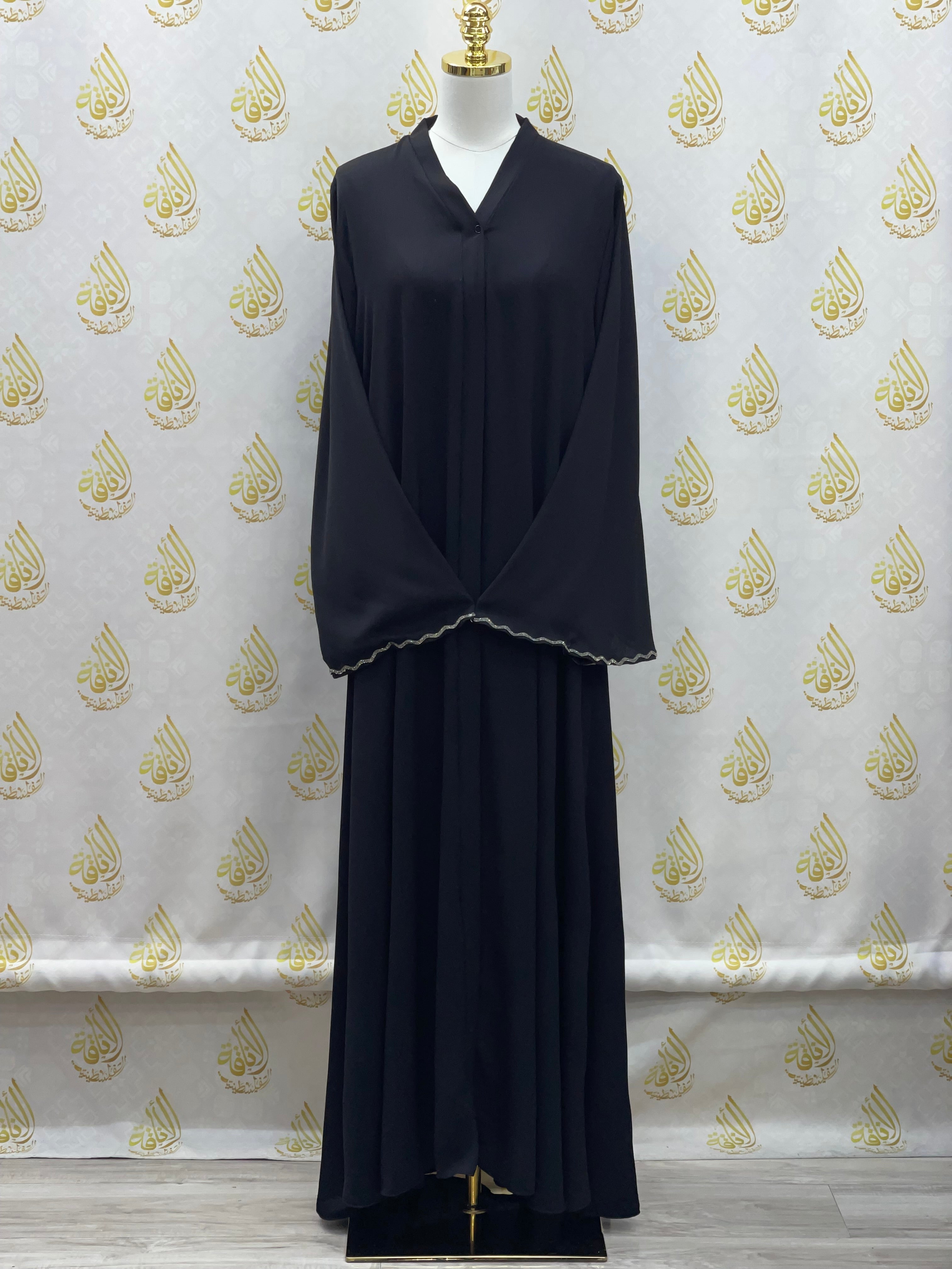 Abaya with Cloché Cut: Luxurious Elegance and Timeless Style