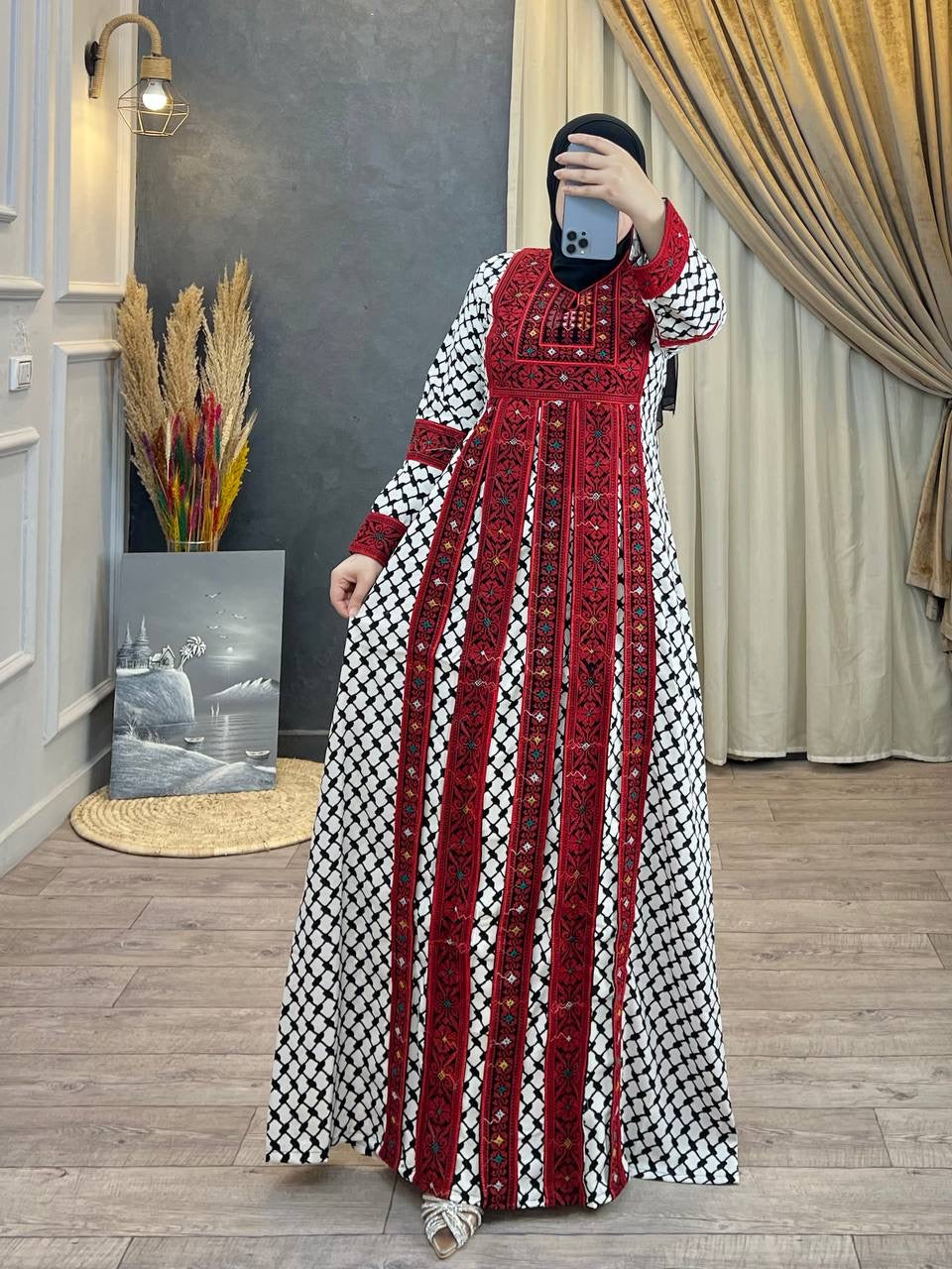 Kuffiyeh Print Embroidery Abaya: Cultural Elegance and Bold Style