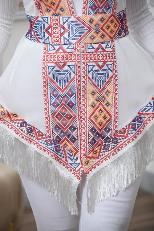 Craftsmanship at Its Finest: Intricate Embroidery Vest