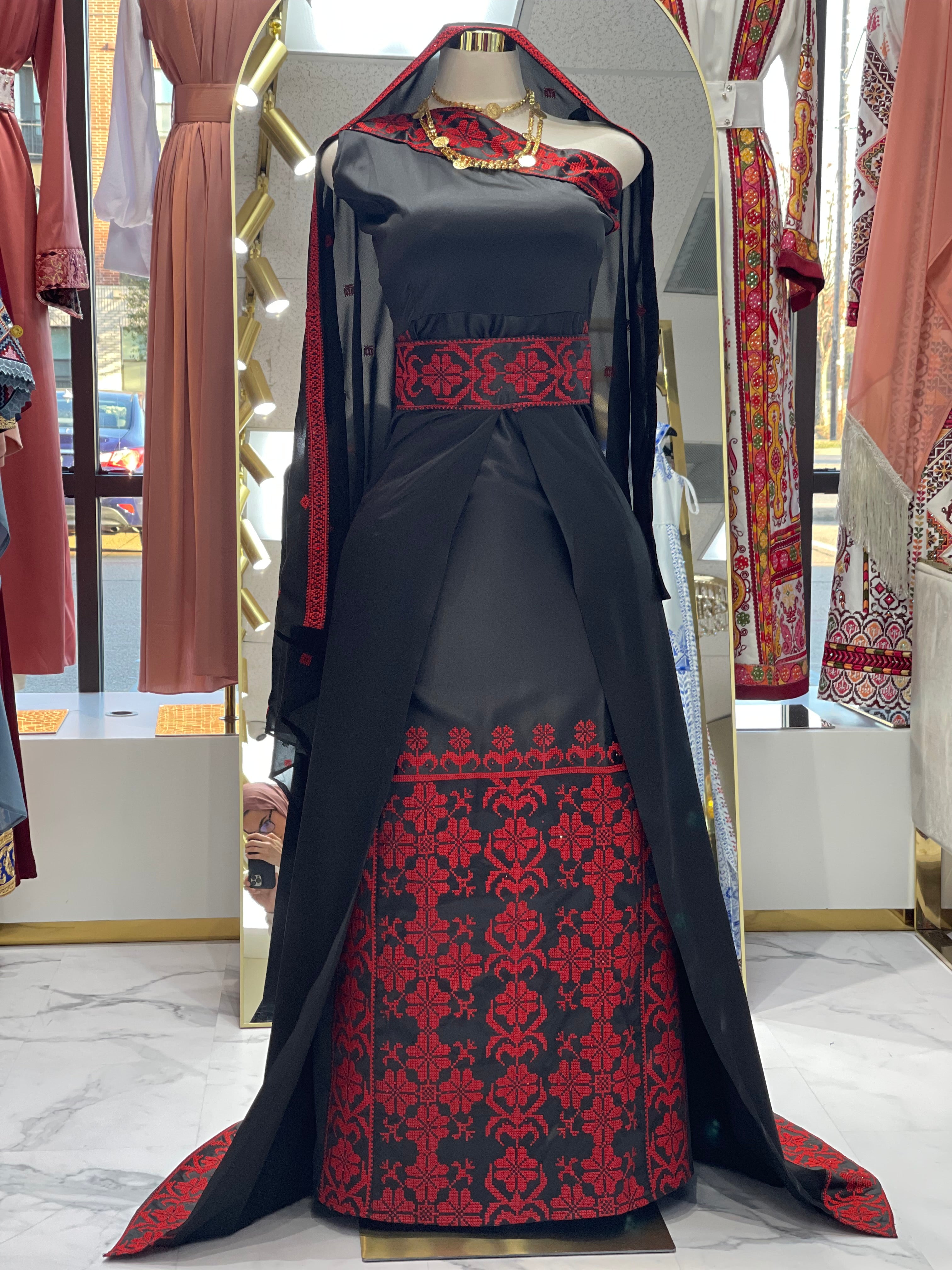 Bridal Black Thoub: Elegance and Sophistication for Your Wedding Day