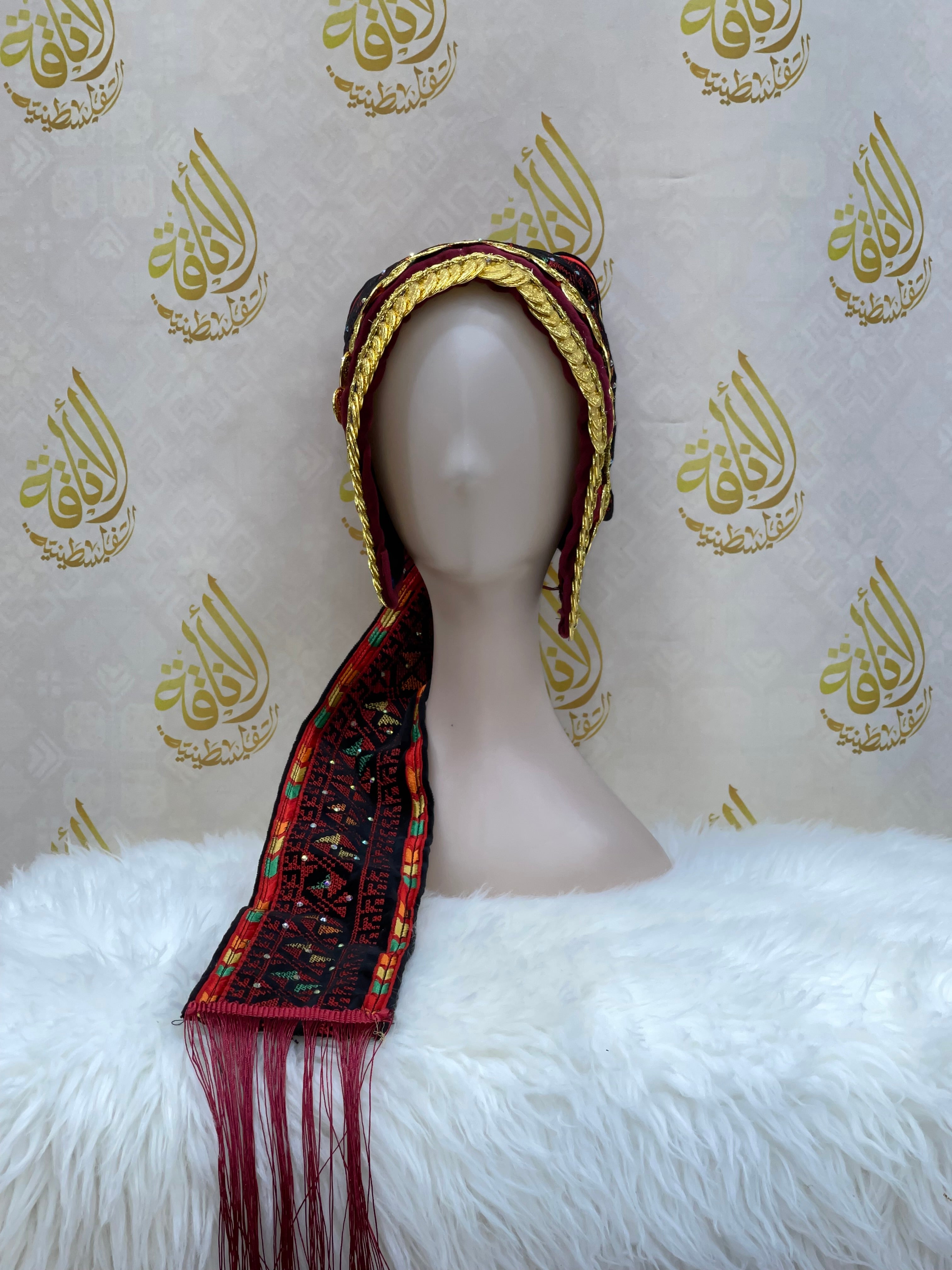 Luxurious Elegance: Awka Gold Liras Collection Palestinian Elegance