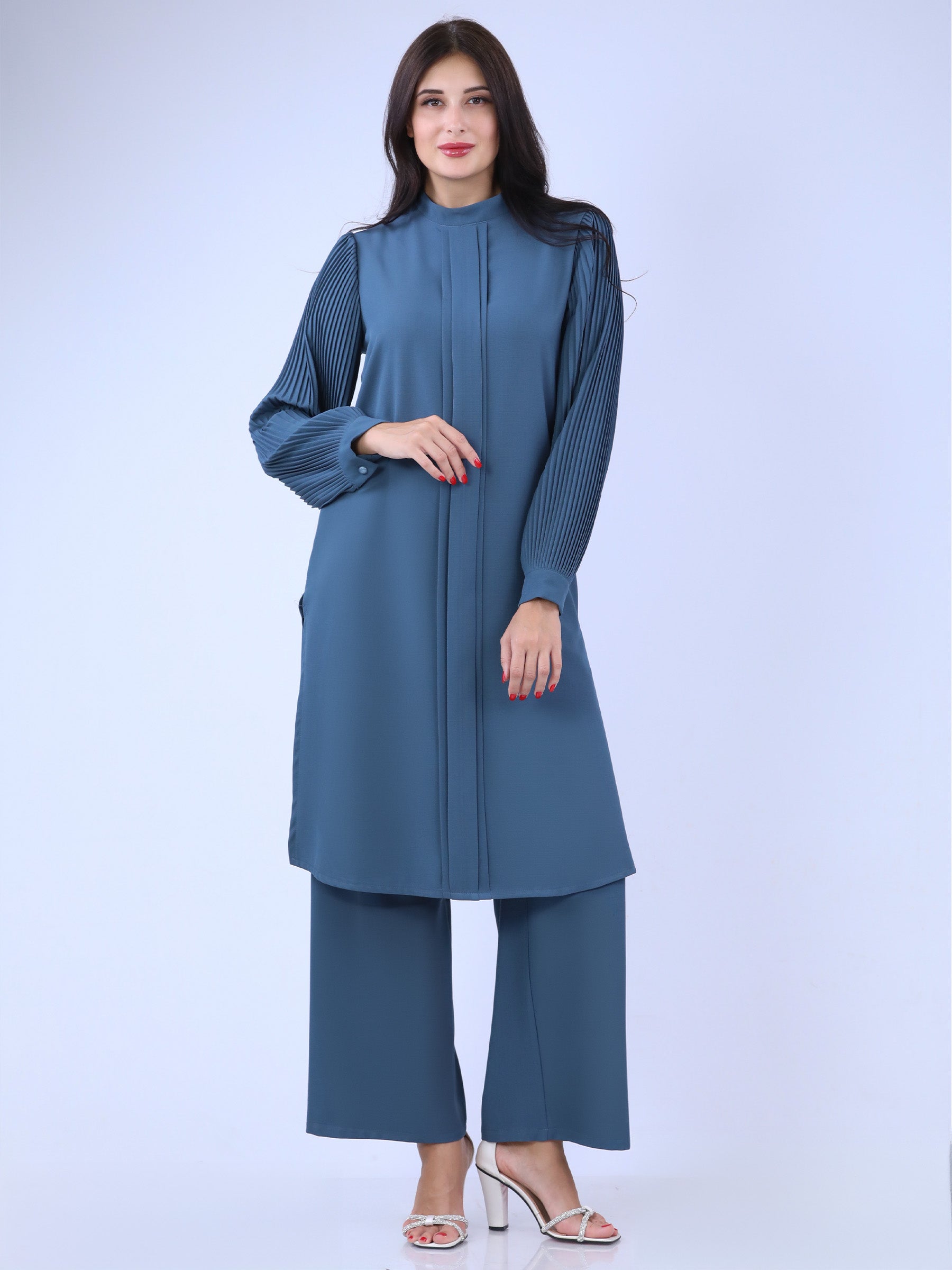 Unique Drop Shirt & Wide Leg Pant Set: Stylish Comfort and Sophistication