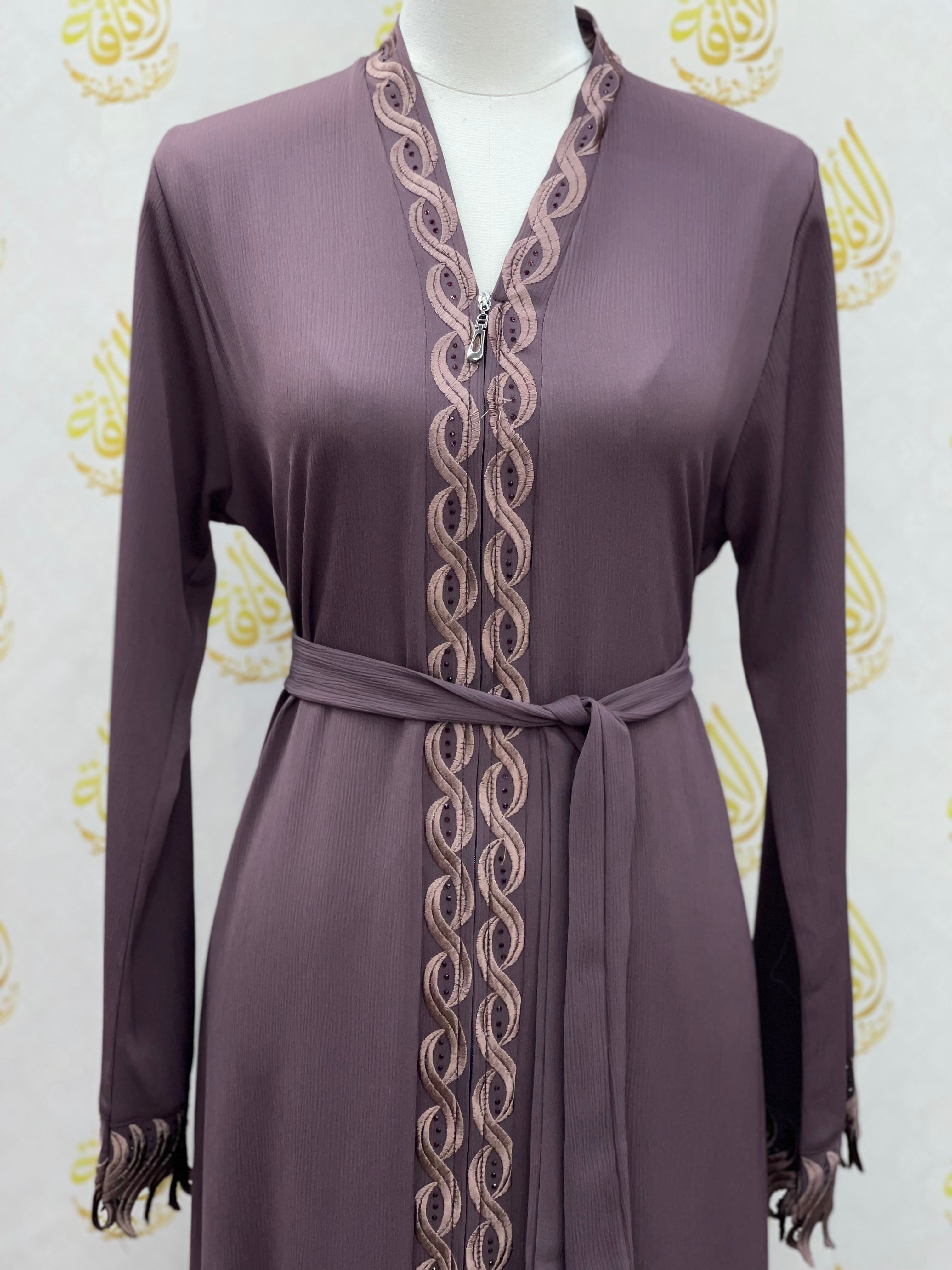 Elegant Abaya: Style and Sophistication in Harmony