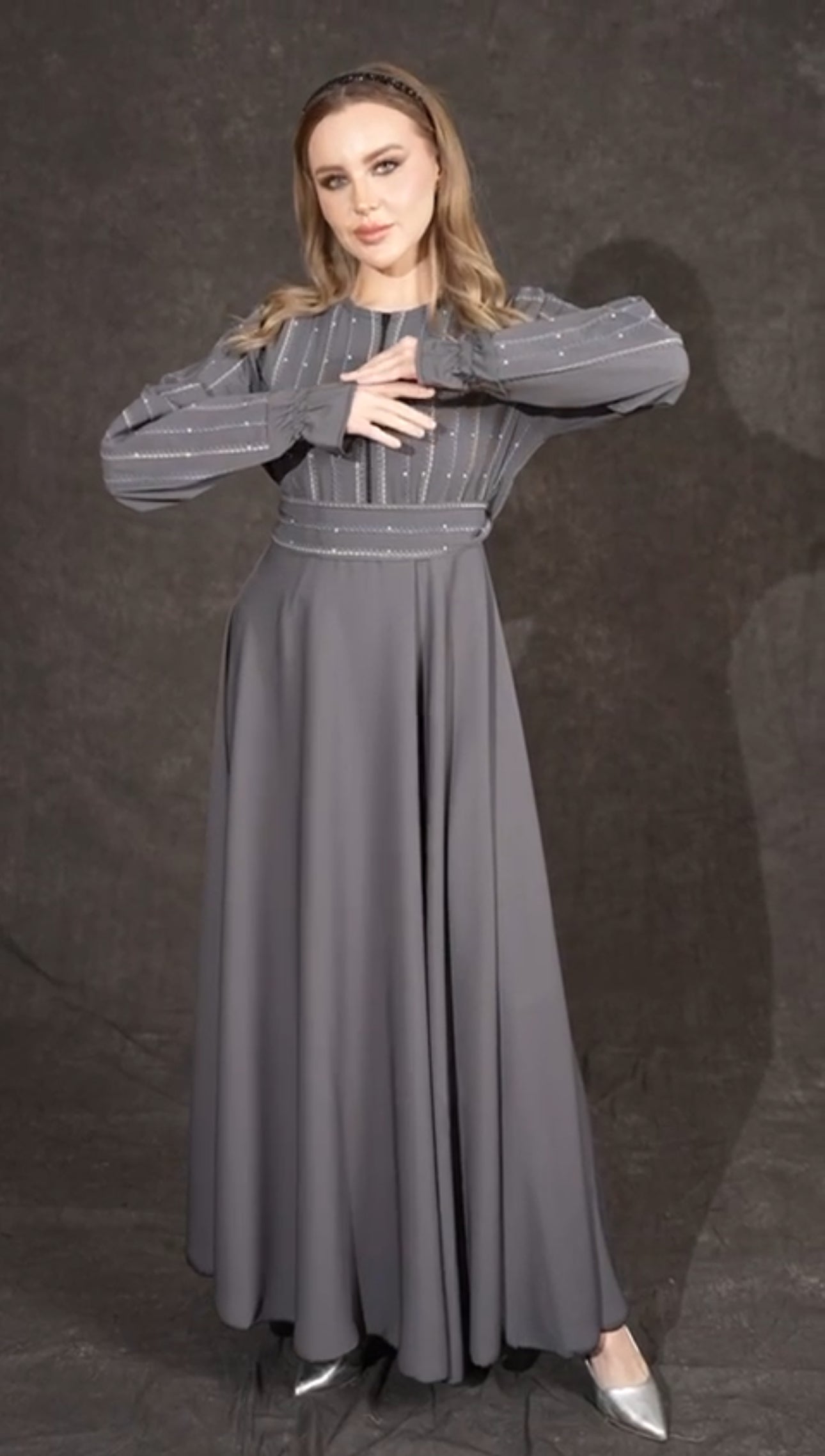 Abaya Dress: Versatile Style and Comfort for Fashion-Forward Individuals