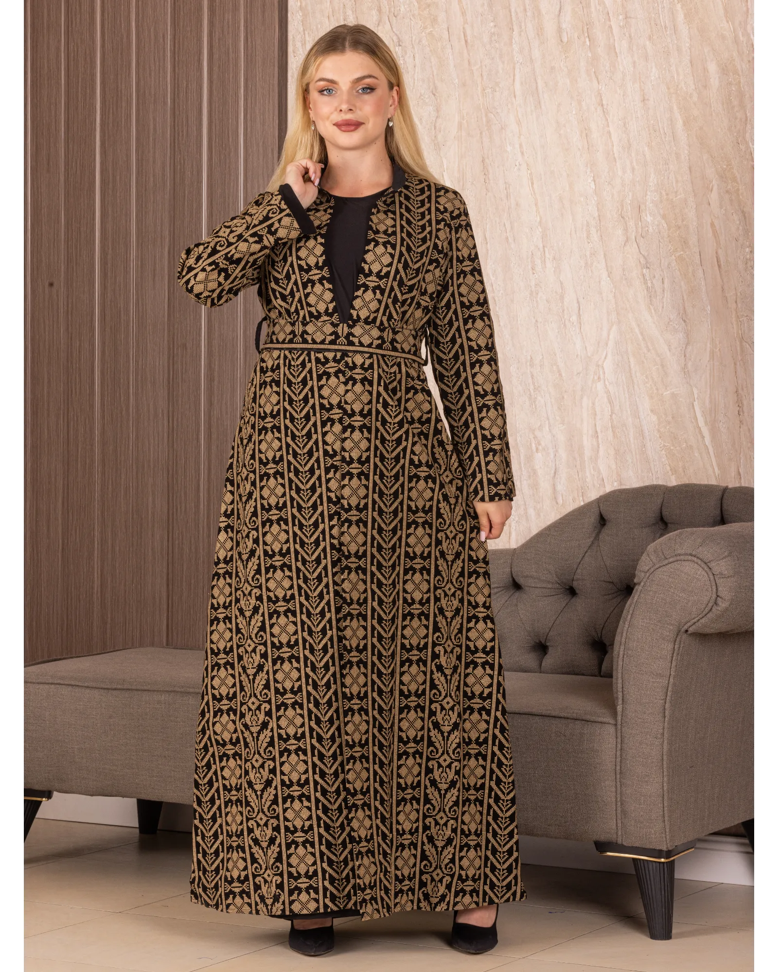 Embroidered Long Cardigan: Elegance and Sophistication