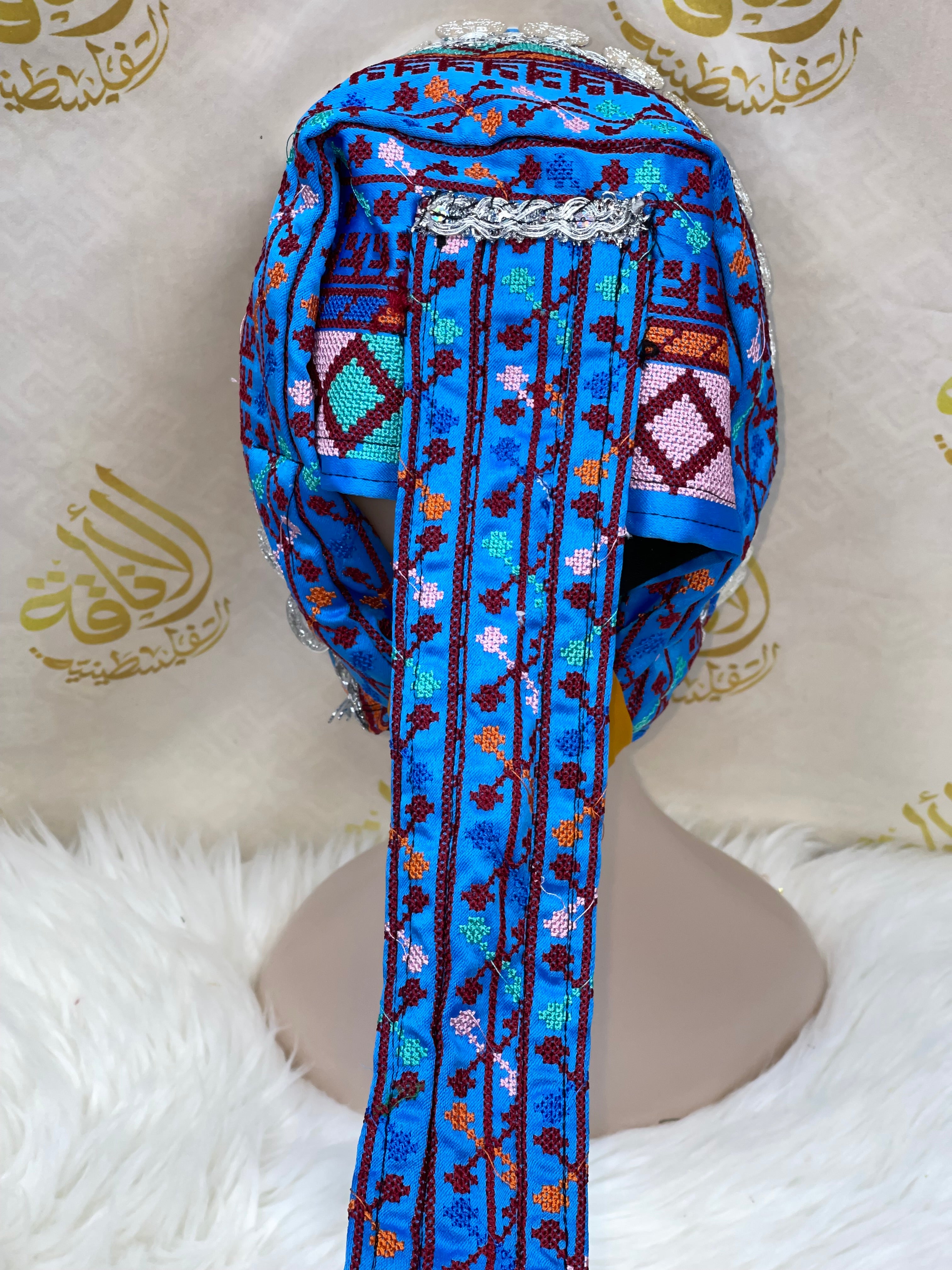 Exquisite Craftsmanship: Authentic Silver Liras Awka Palestinian Elegance