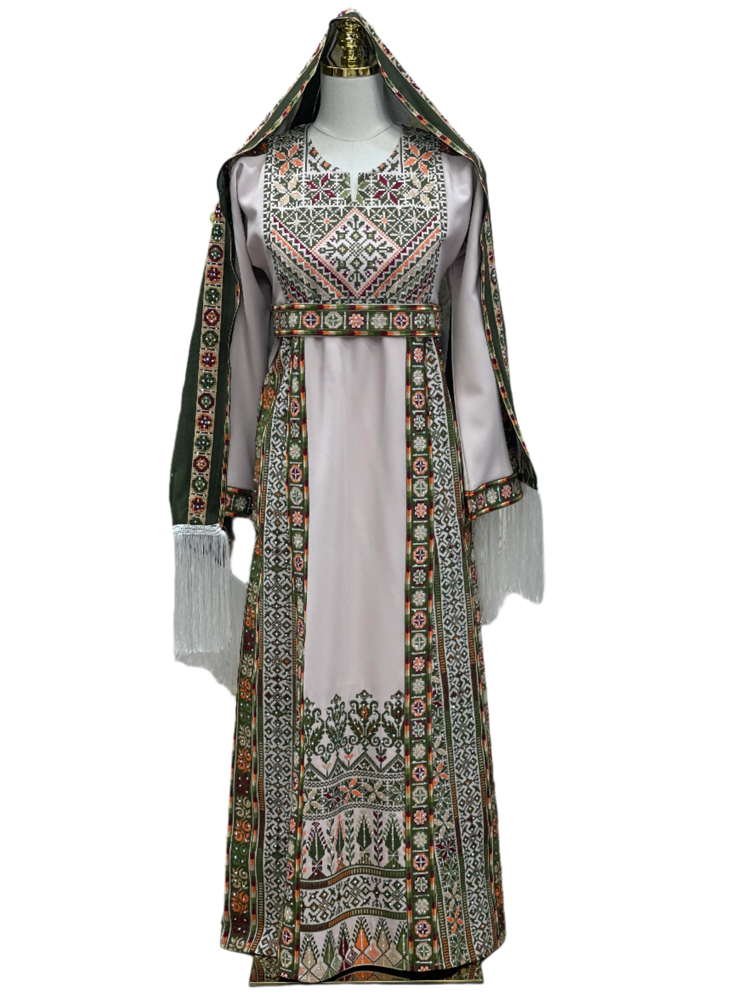 Jud Thoub: Intricate Embroidery and Timeless Elegance