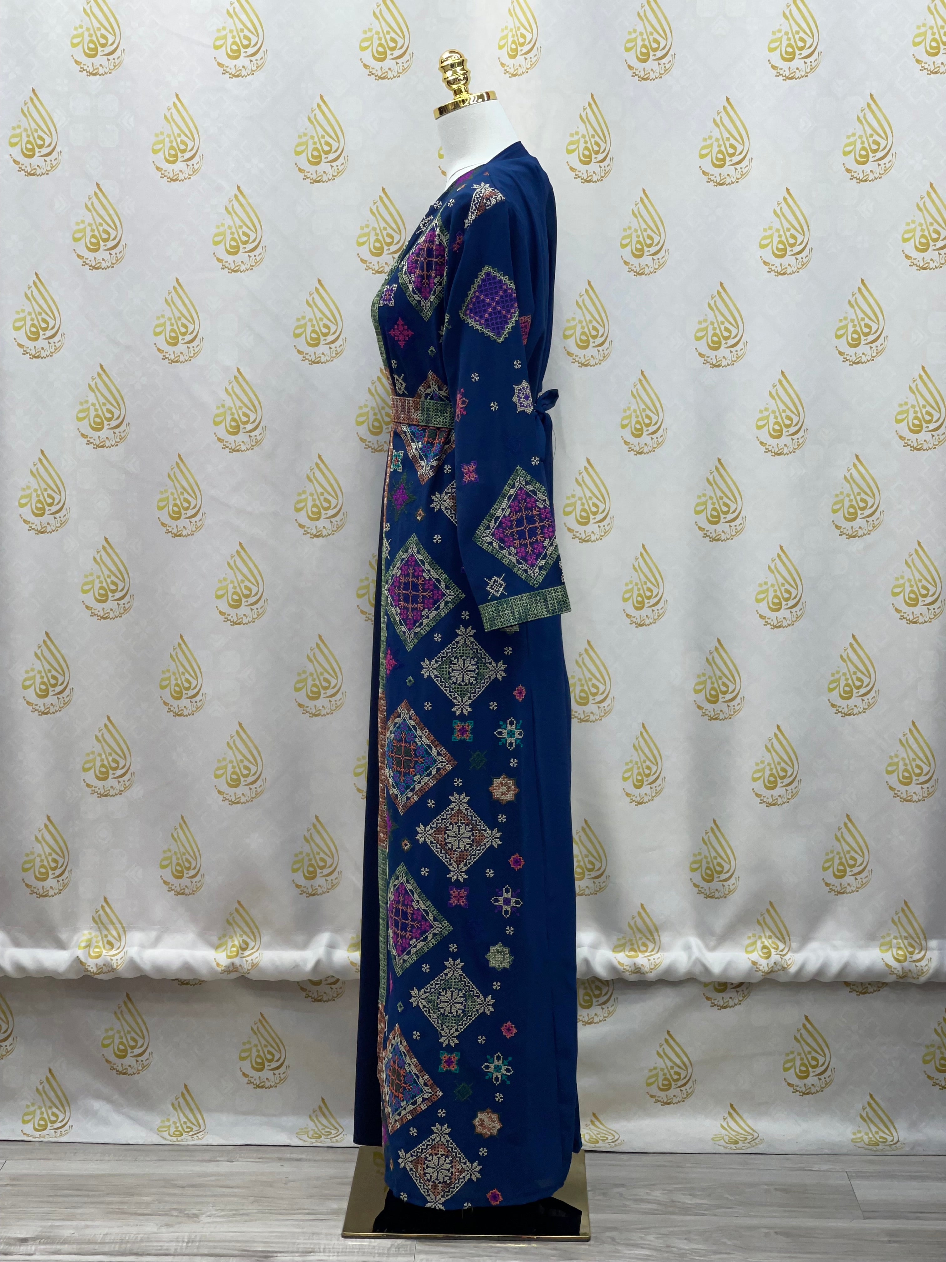 Embroidery Abaya: Traditional Style Meets Modern Elegance