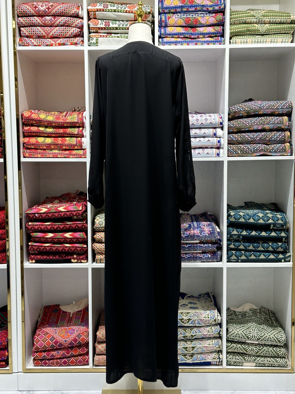 Black Simple Abaya: Timeless Elegance and Versatile Style