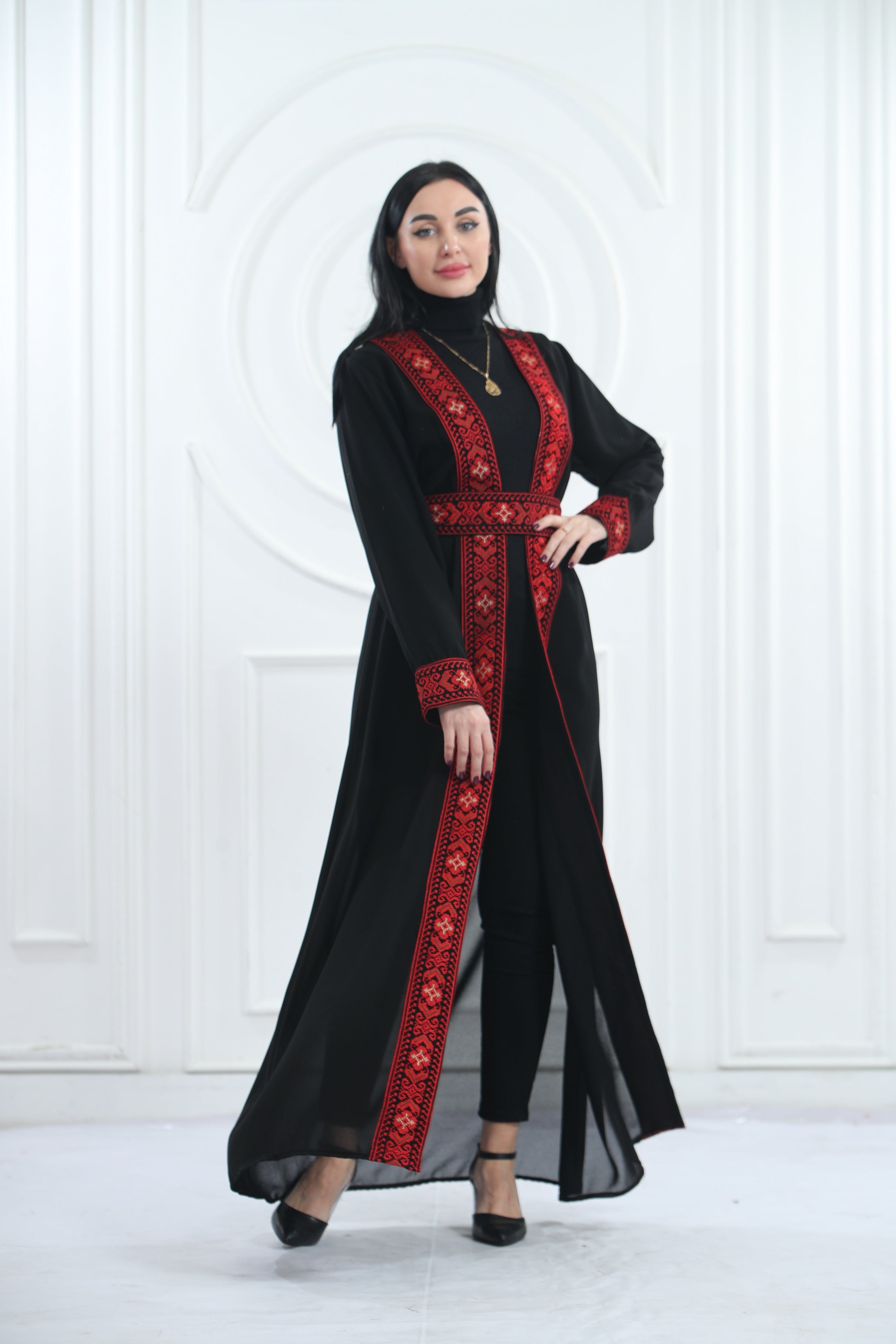 Hala Embroidered Bisht