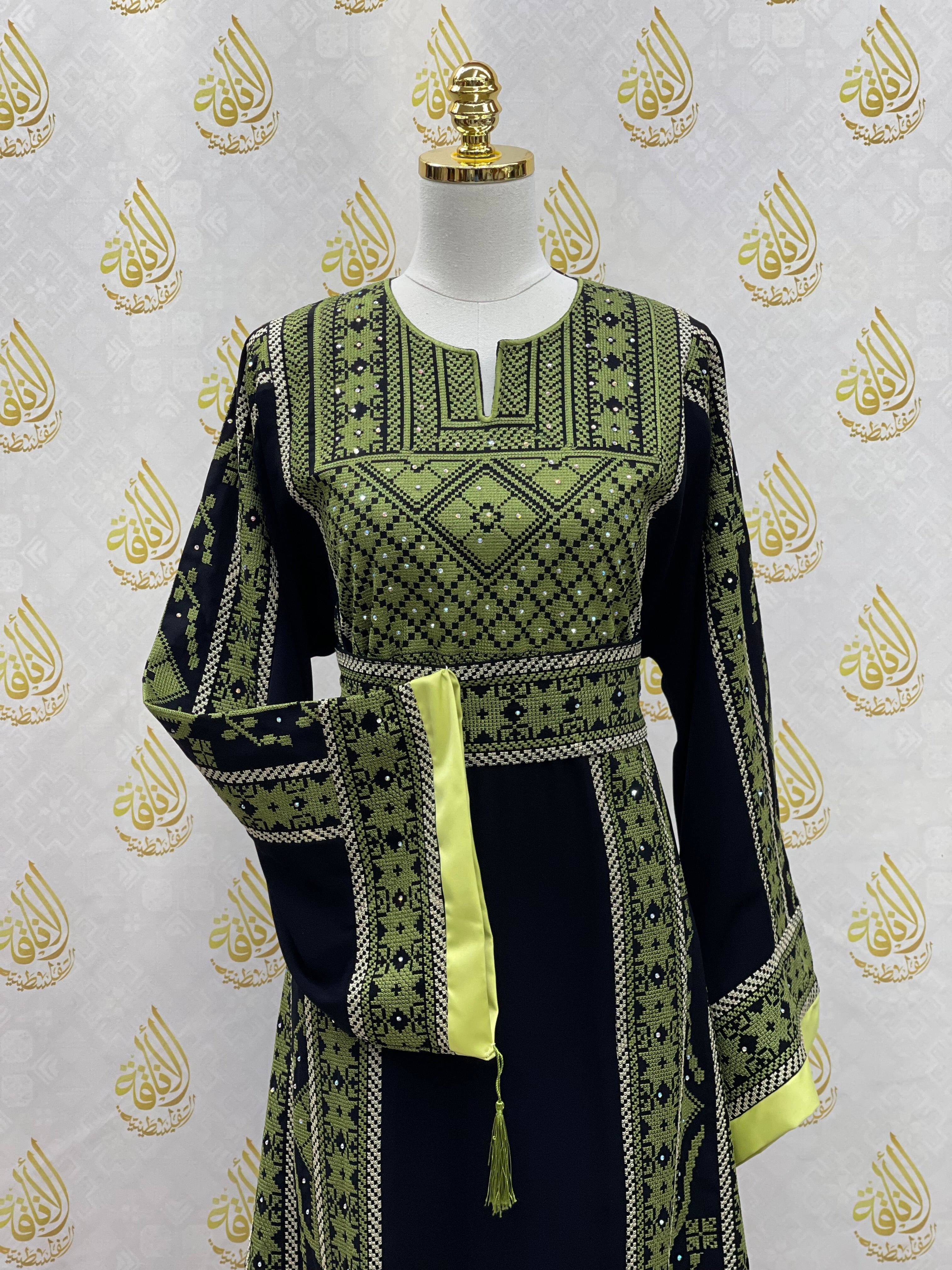 Laila Embroidery Thoub: Elegance and Cultural Heritage