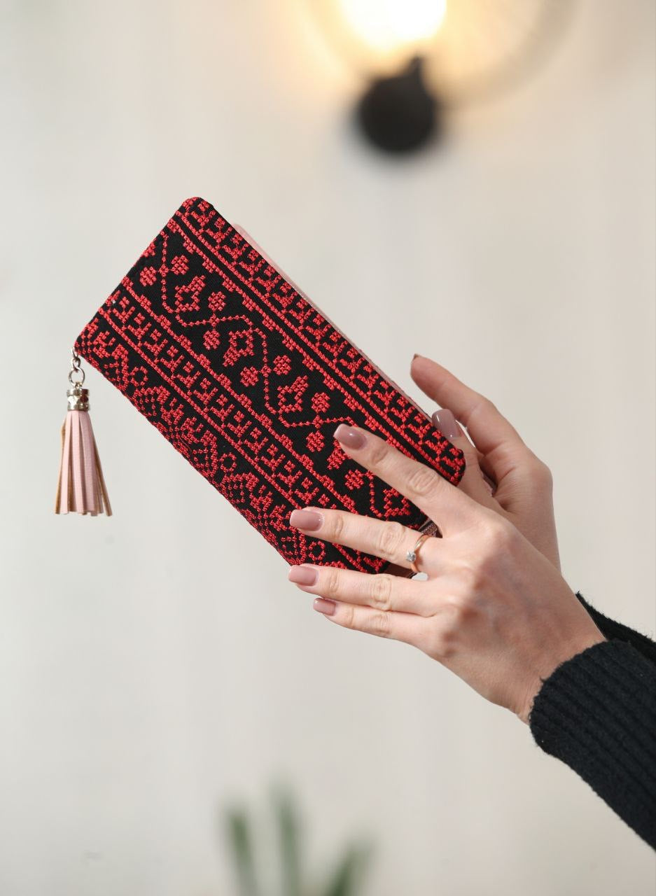 Palestinian Embroidered Heritage Wallet - Celebrate Culture & Craftsmanship