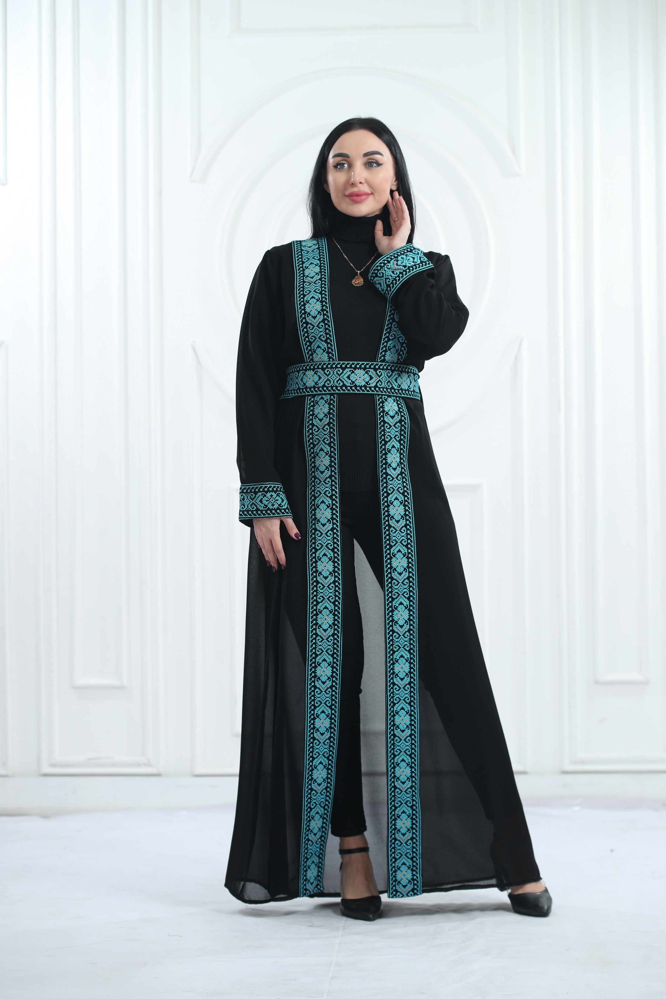 Hala Embroidered Bisht