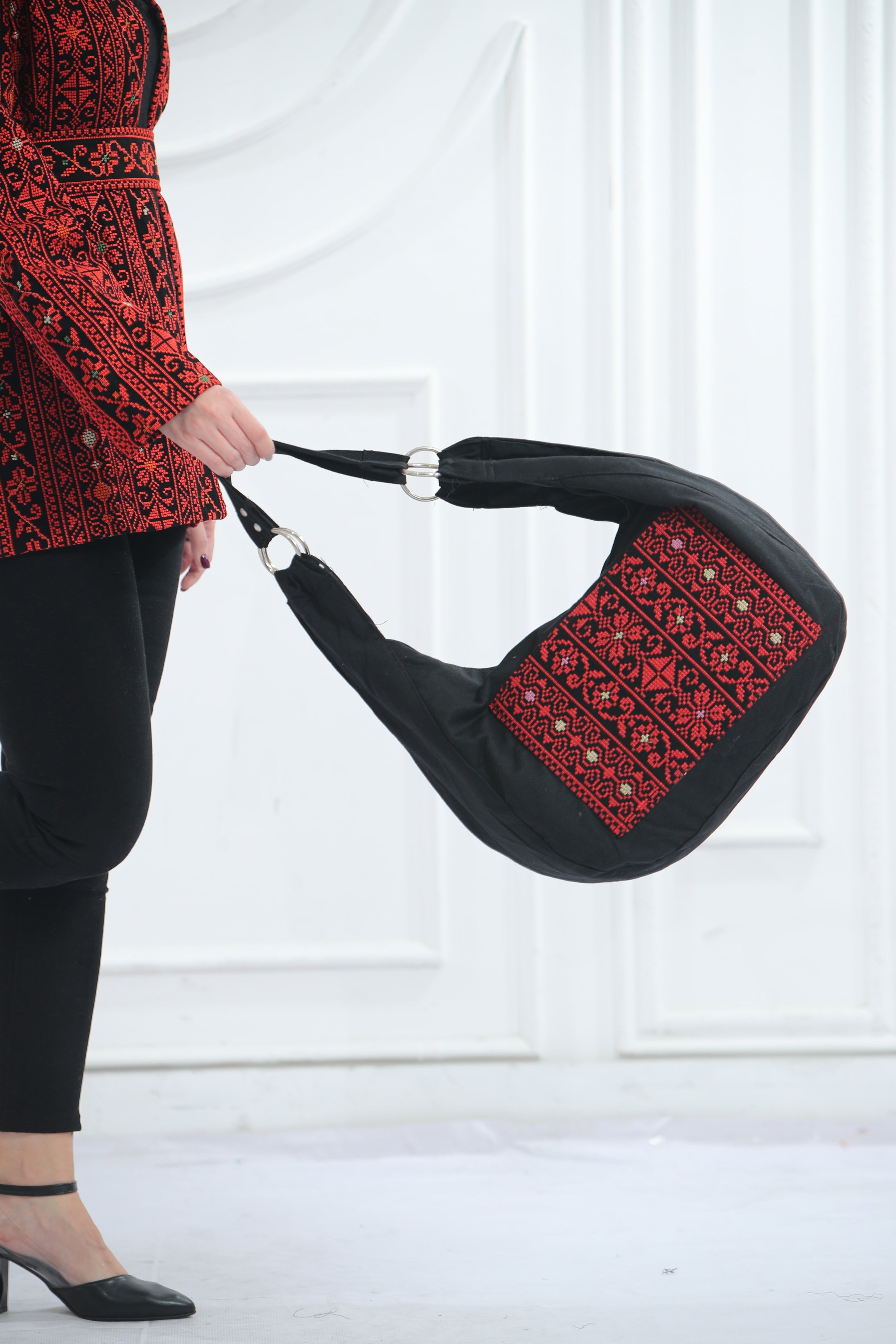 High-Quality Tatreez Design Tote Bag: Spacious and Stylish Shoulder Bag Representing Palestine