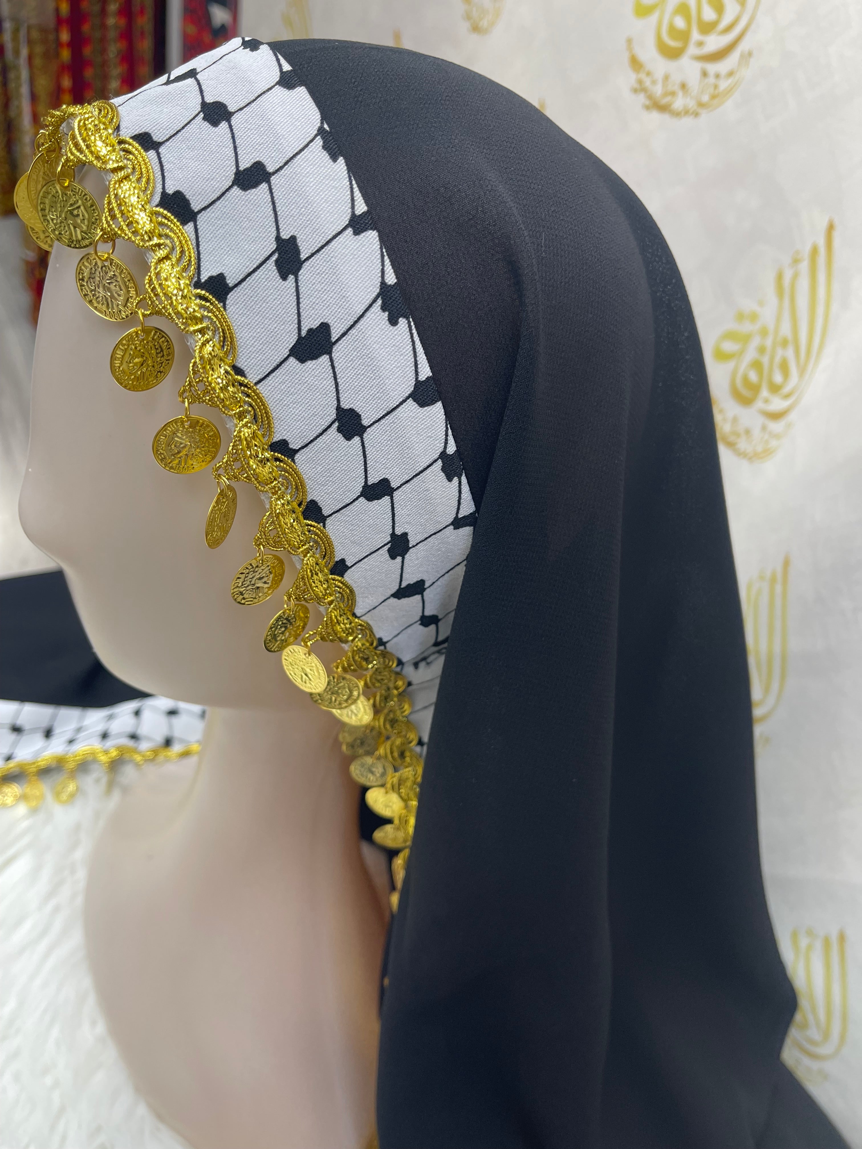 Kuffiyeh Gold Learat Khirka-Shal – Elegant and Stylish Accessory