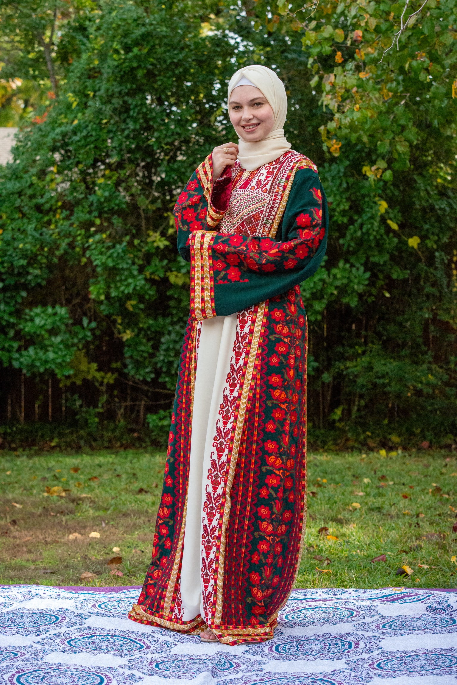 Jori Embroidered Thoub: Elegance and Cultural Heritage