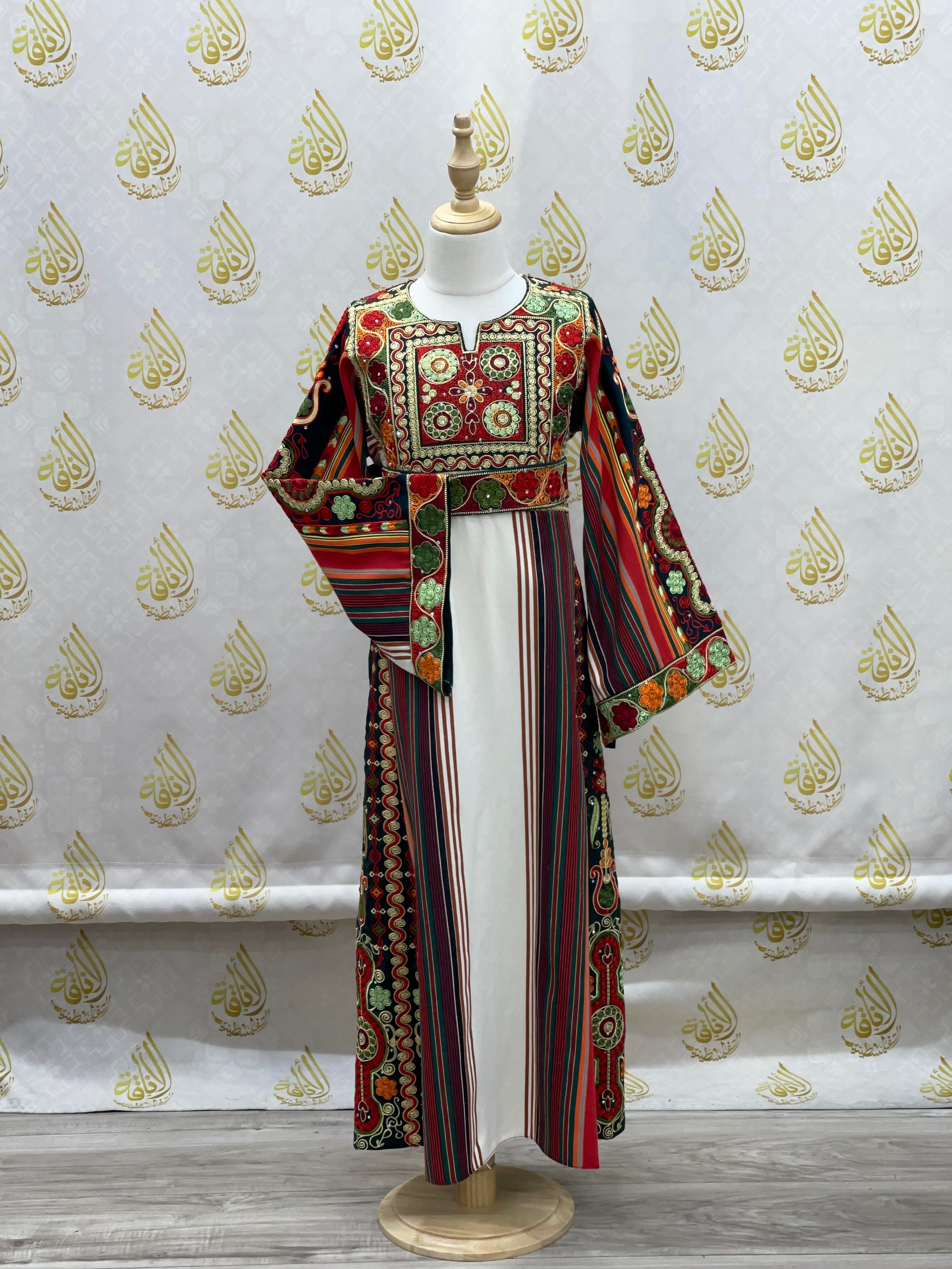 Malaka Kids Majdalwi Embroidered Thoub - Traditional Elegance for Children