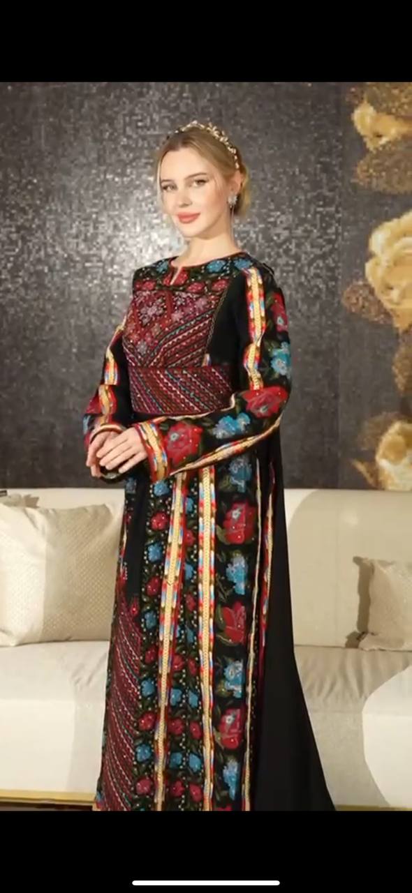 Embroidery Thoub with Cape: Sophisticated Elegance and Luxurious Design Palestinian Elegance