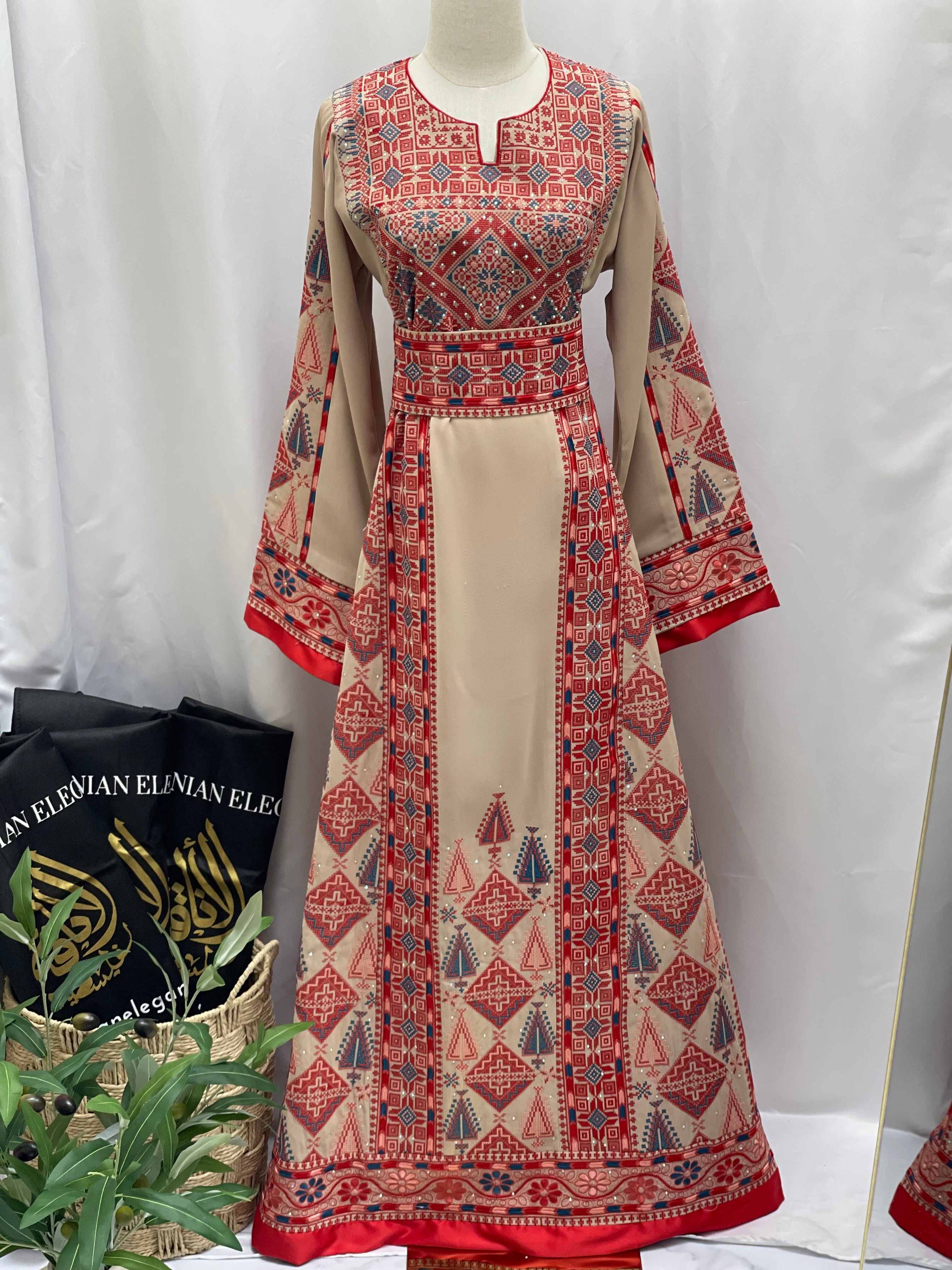 Embroidered Tahini Red Thoub