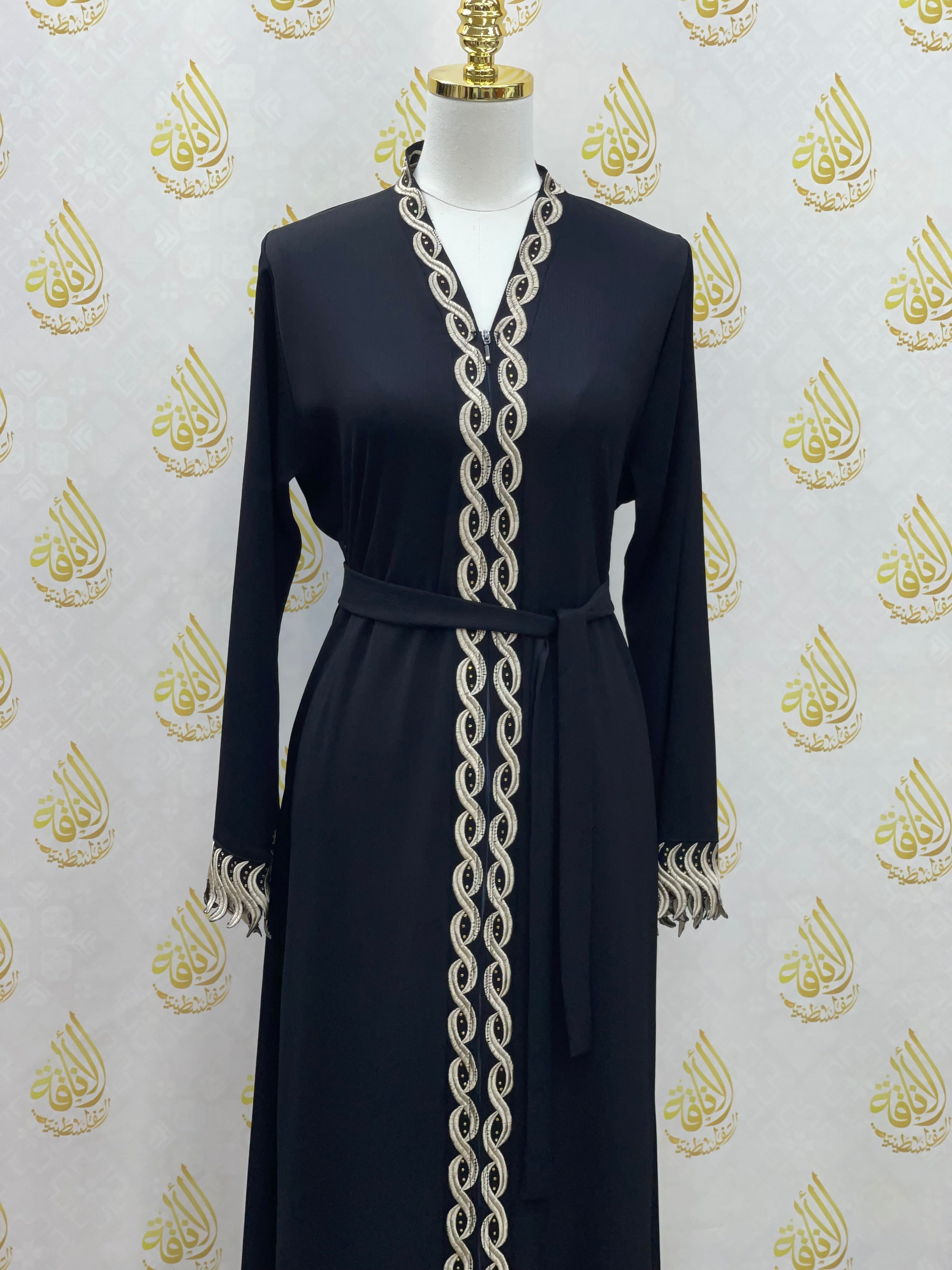 Elegant Abaya: Style and Sophistication in Harmony