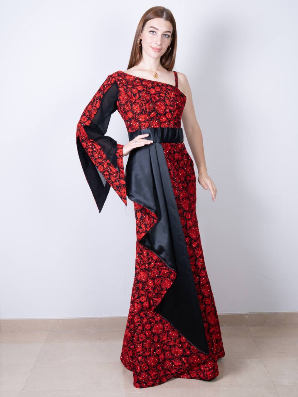 Full Embroidered Loom Modern Dress: Elegance and Modern Design