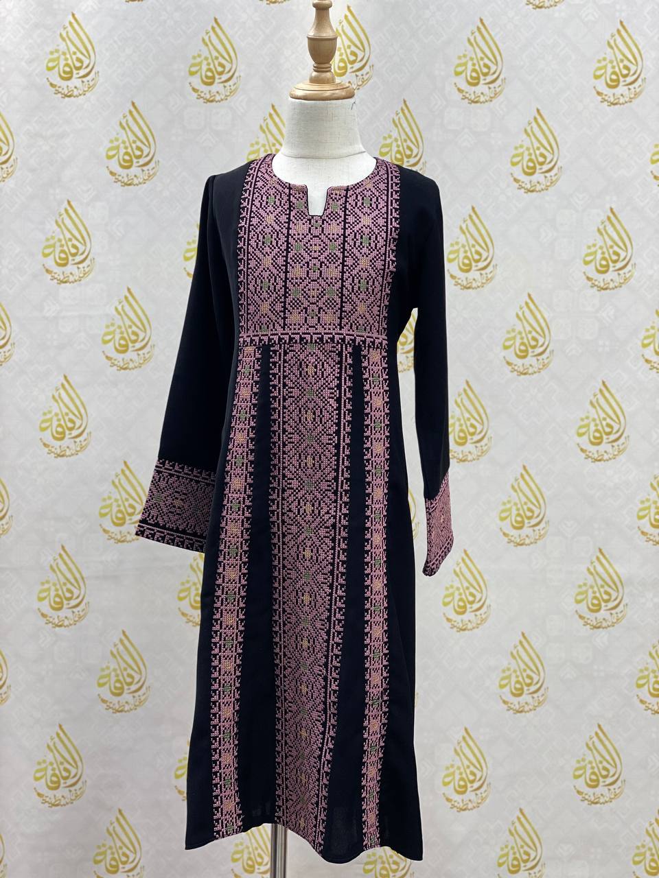 Kids Embroidered Abaya: Elegance and Comfort for Young Fashionistas