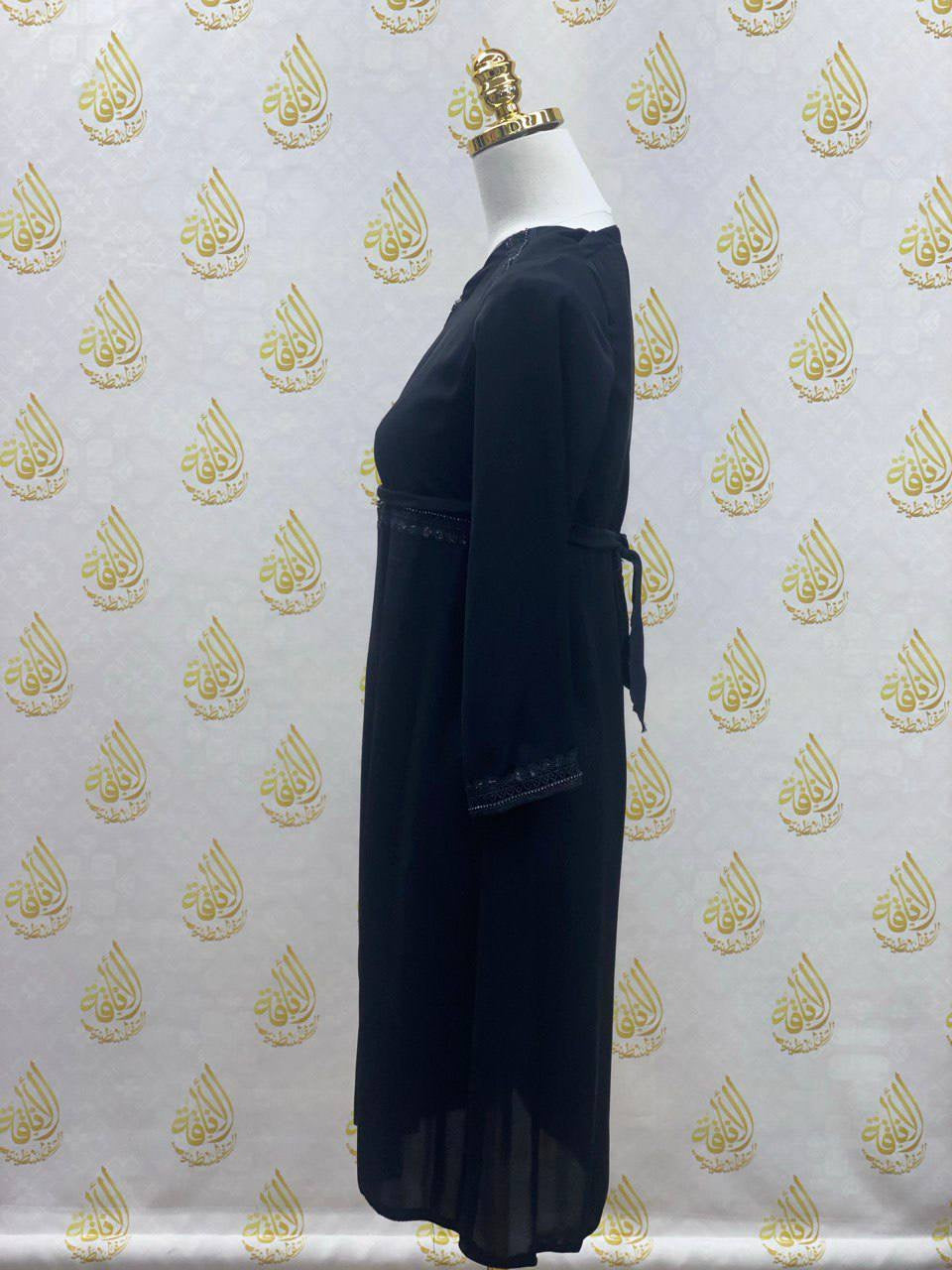 Beads Zippered Kids Abaya: Elegance and Practicality for Young Fashionistas