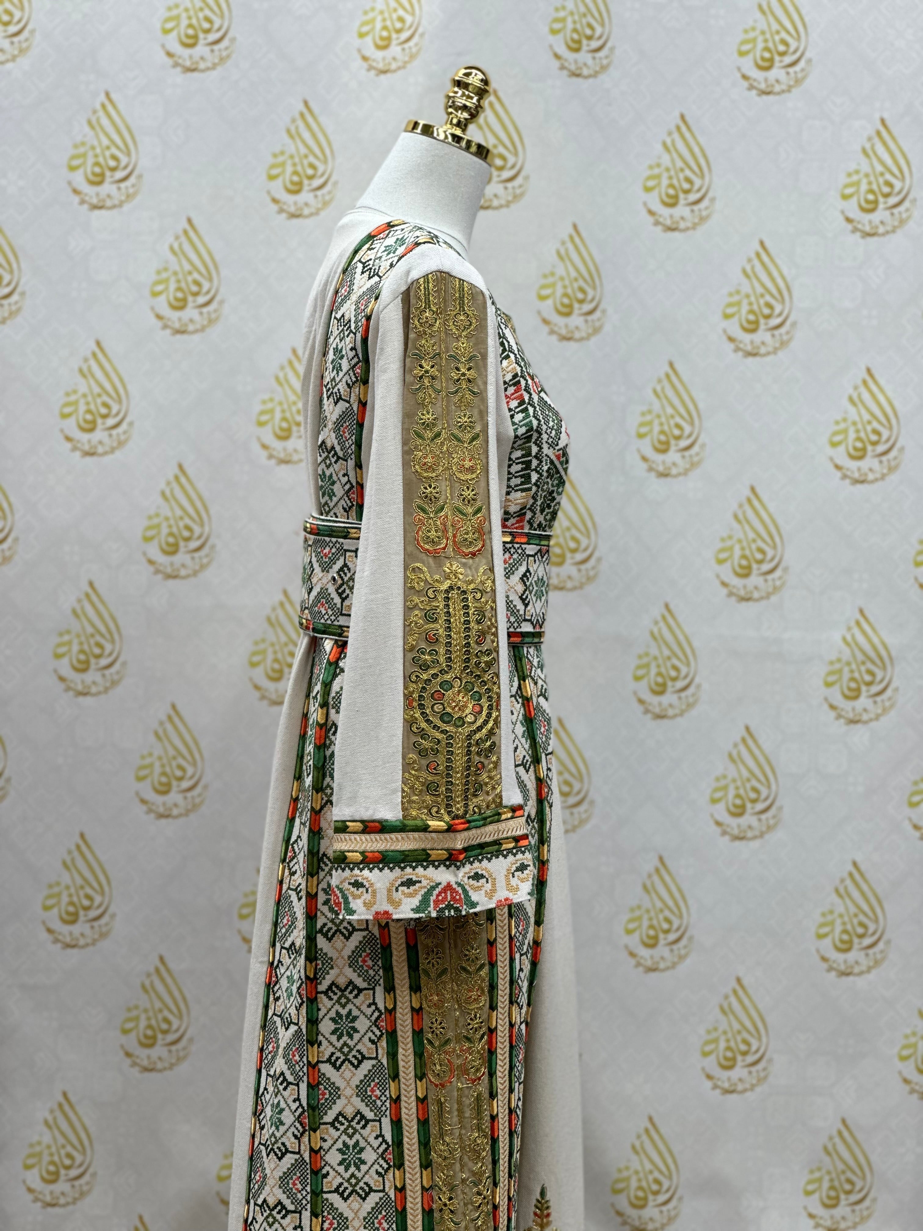 Embroidered  Atameen   With kasab Thoub