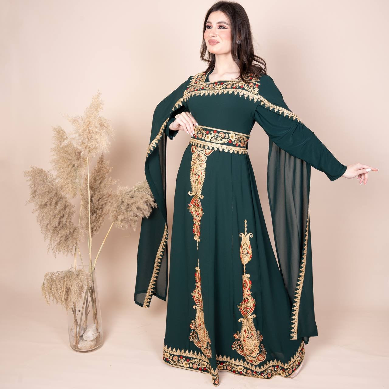 Fatima Kaftan: Luxurious Elegance and Versatile Style