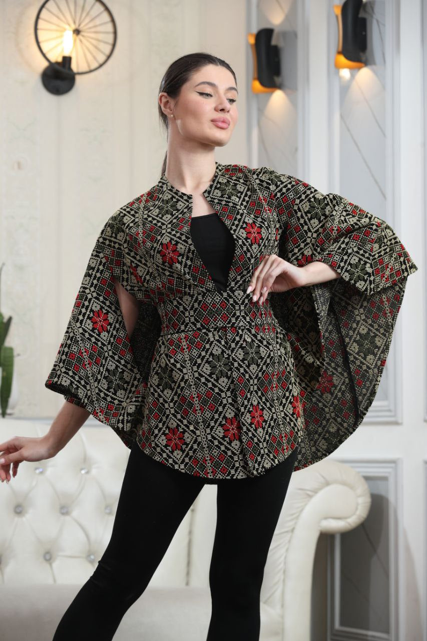 Sema Free Size Tattreez Cape: Cultural Heritage and Elegant Versatility