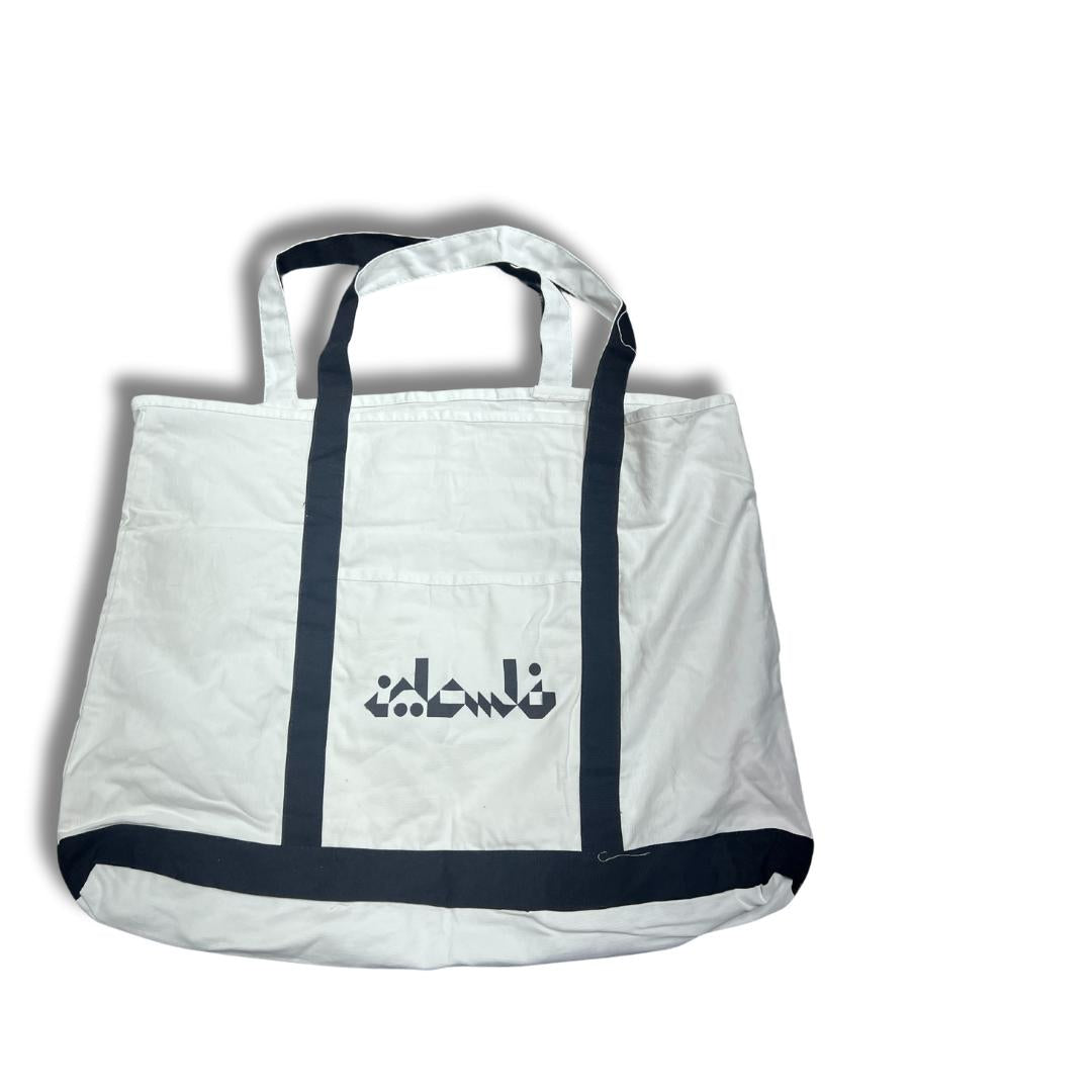 Black Tote Bag with Unique Palestine Designs – Stylish and Durable Accessory