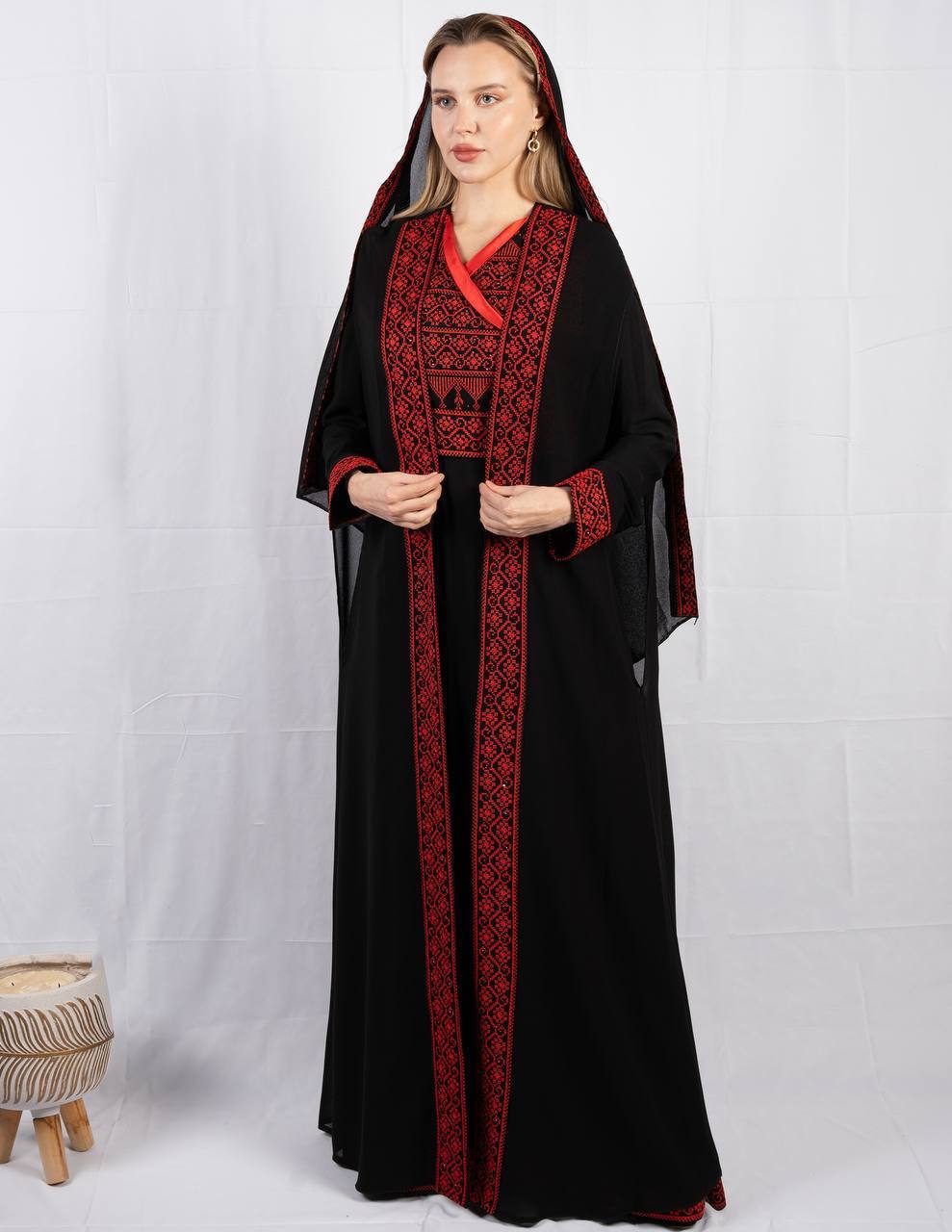 Embroidery Four Piece Kaftan: Elegance and Versatile Style